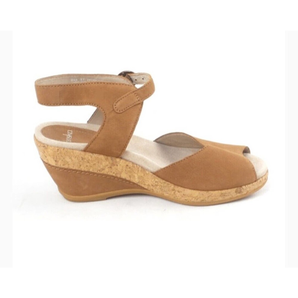 Dansko Charlotte Camel Tan Suede Wedge Heel Sandals Women's Size 39 8.5-9